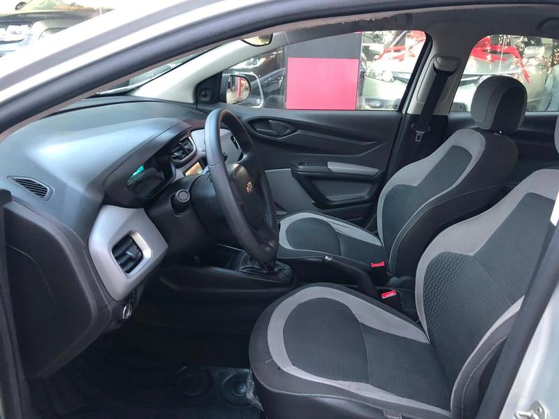 Chevrolet Onix Hatch Ls 1.0 8V Flexpower 5P Mec. - foto 12
