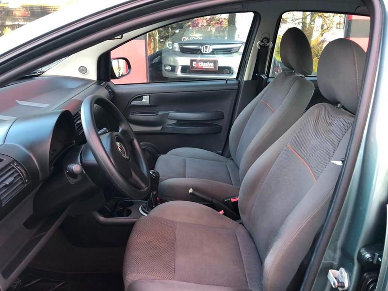 Volkswagen Fox 1.0 - foto 12