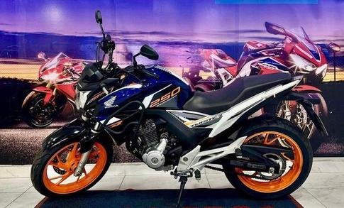 HONDA CB 250 TWISTER CBS