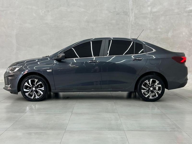Chevrolet Onix Plus 10tat - foto 3
