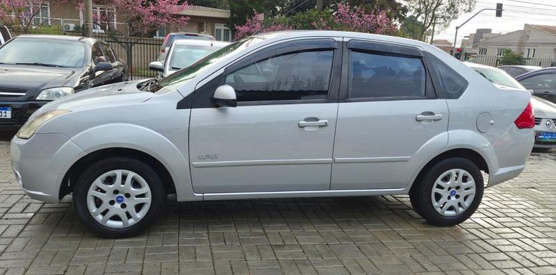 Ford Fiesta Rocam Sedan 1.6 8V Flex - foto 4