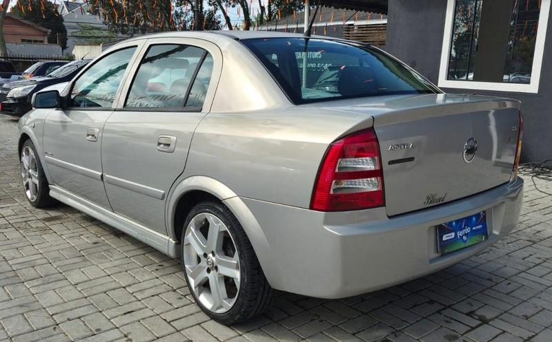 Chevrolet Astra Sedan Elegance - foto 6