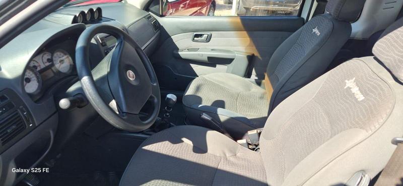 Fiat Strada Advent Flex - foto 9