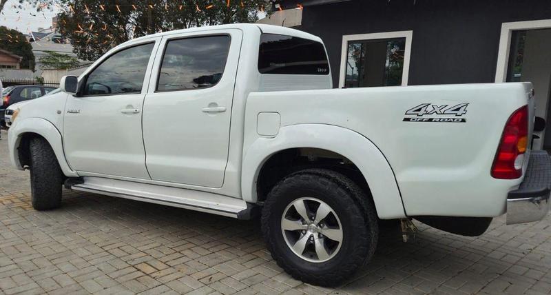 Toyota Hilux Cd4x4 - foto 4