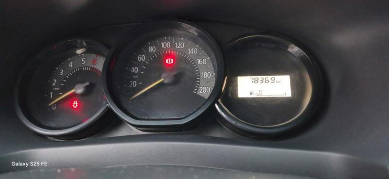 Renault Sandero Auth 1.0 - foto 8