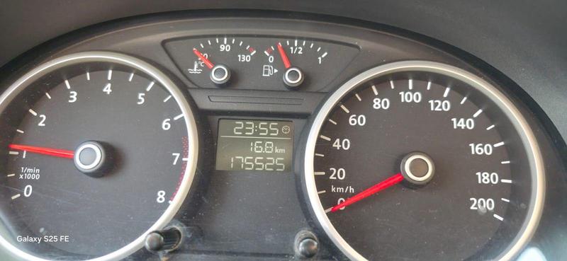 Volkswagen Gol 1.0 - foto 9