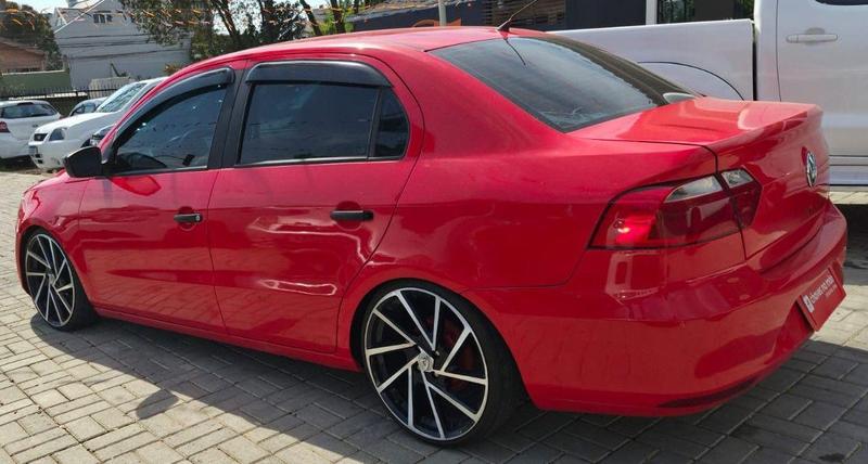 Volkswagen Voyage 1.6 City - foto 8