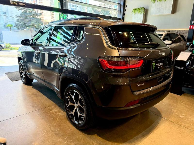 Jeep Compass Long T - foto 5