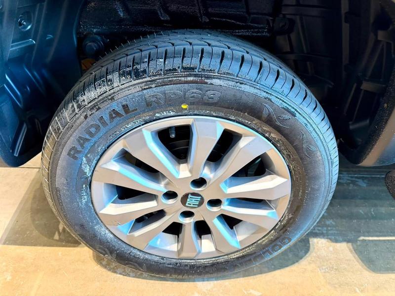 Fiat Strada Freedom Cs 13 - foto 17