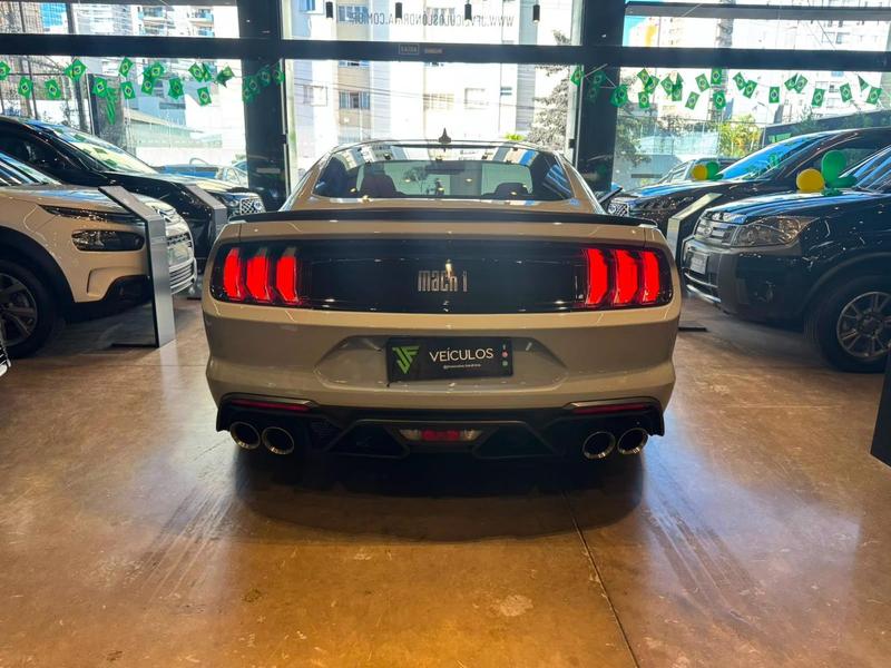 Ford Mustang Mach1 - foto 5