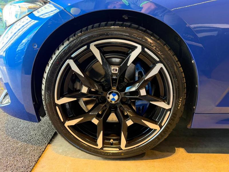 BMW 320i M Sport Flex - foto 8
