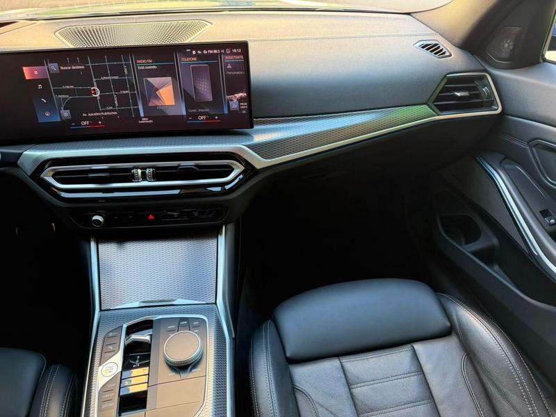 BMW 320i M Sport Flex - foto 17