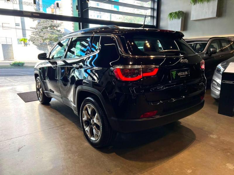 Jeep Compass Longitude 2.0 4X2 Flex 16V Aut. - foto 4