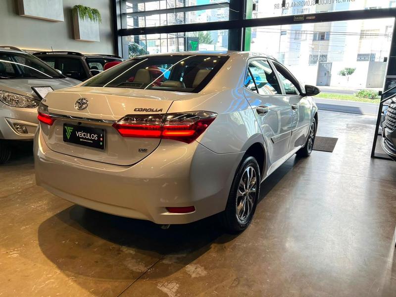 Toyota Corolla Gli18 CVT - foto 4