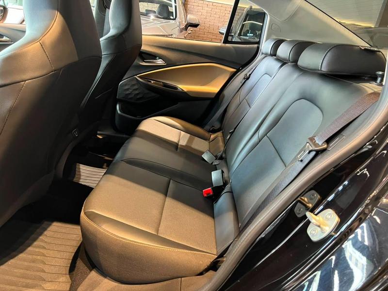 Chevrolet Onix Plus 10tat - foto 15