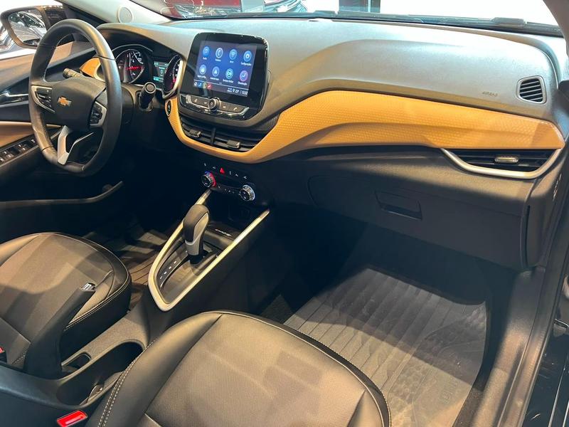 Chevrolet Onix Plus 10tat - foto 14