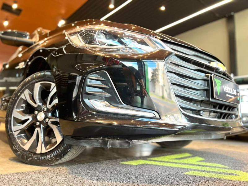 Chevrolet Onix Plus 10tat - foto 9