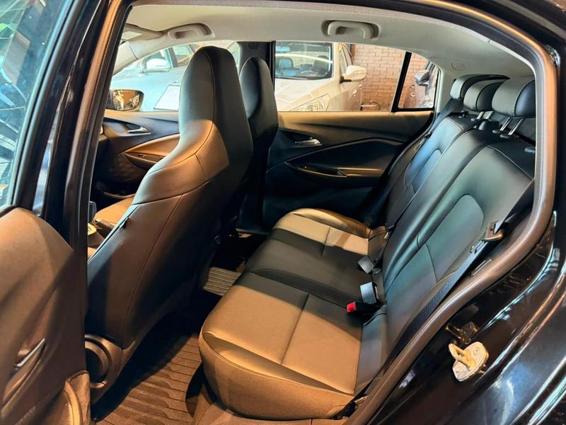 Chevrolet Onix 10tat - foto 16