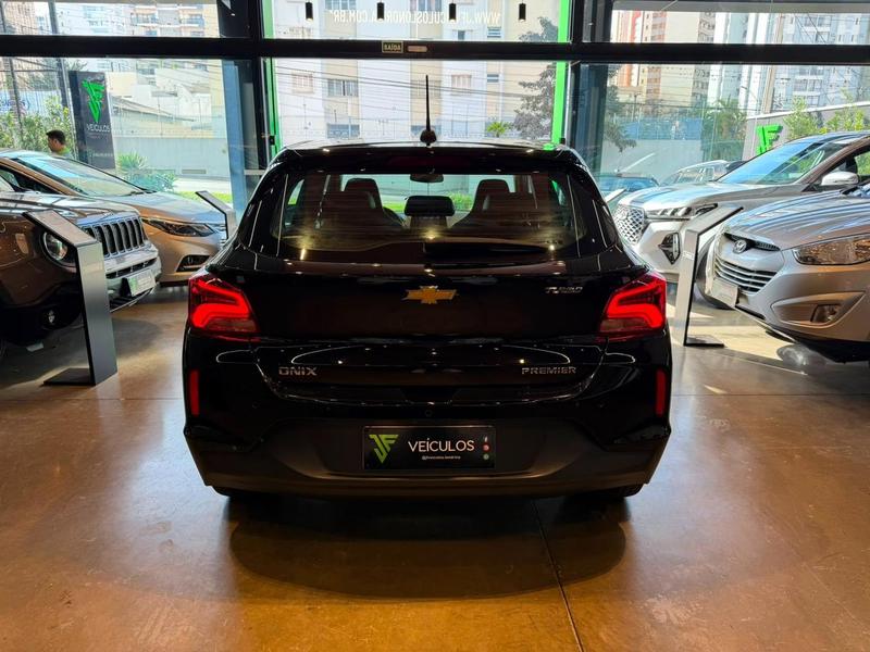 Chevrolet Onix 10tat - foto 5