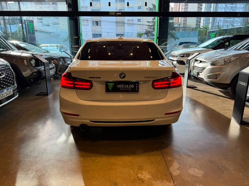 BMW 320i Active Flex - foto 5