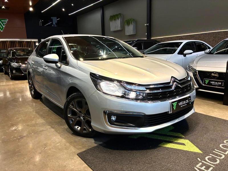 Citroën C4 Lounge Feel Automático - foto 3