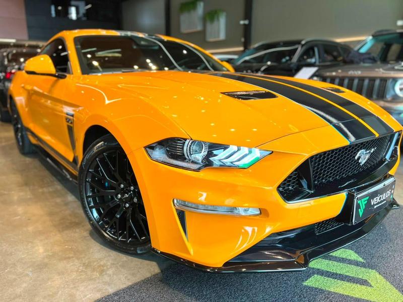 Ford Mustang GT - foto 7