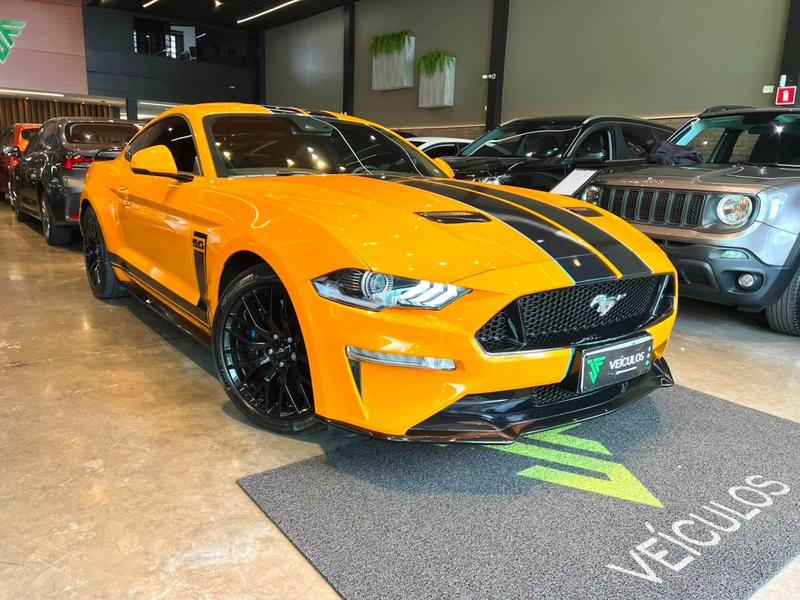 Ford Mustang GT - foto 3