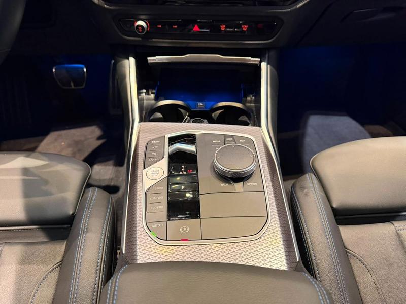 BMW 320i M Sport Flex - foto 16