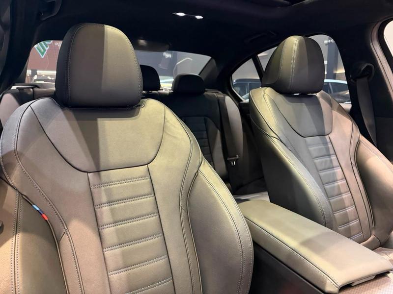 BMW 320i M Sport Flex - foto 18