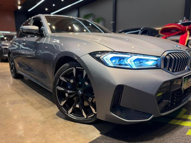 BMW 320i M Sport Flex - foto 8