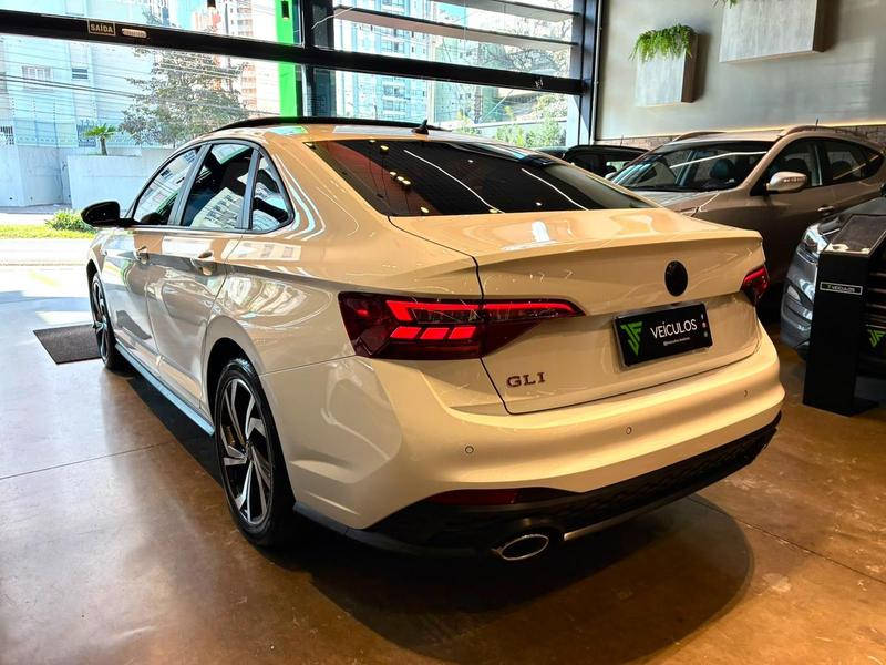 Volkswagen Jetta GLi - foto 6
