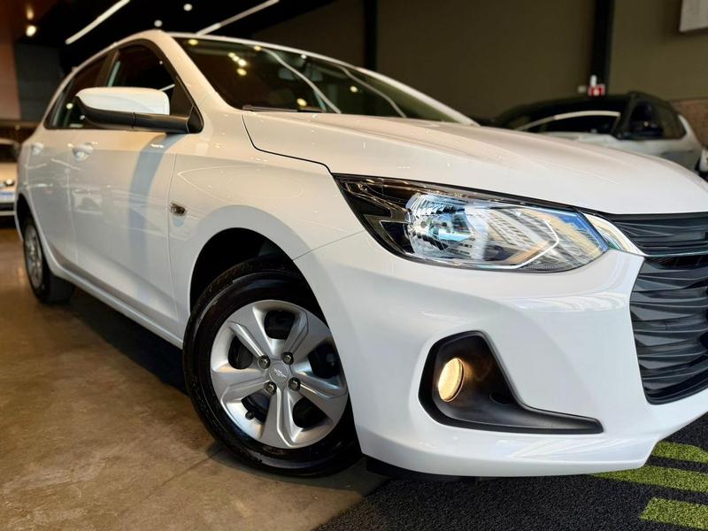 Chevrolet Onix 10mt Hb - foto 7