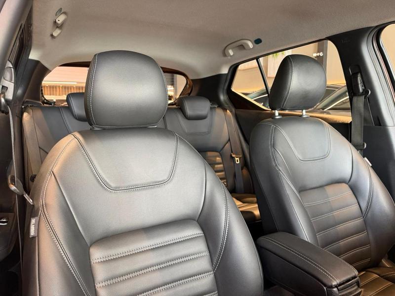 Nissan Kicks Sl CVT - foto 18