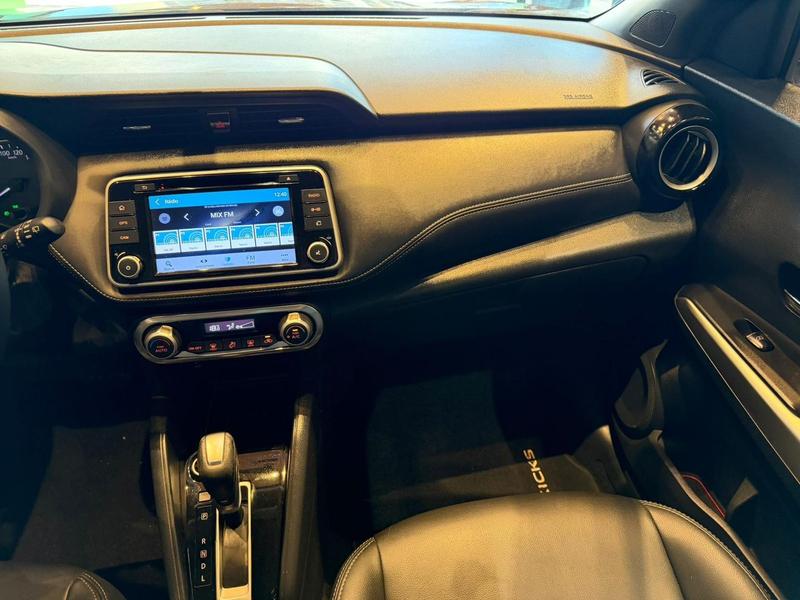 Nissan Kicks Sl CVT - foto 17