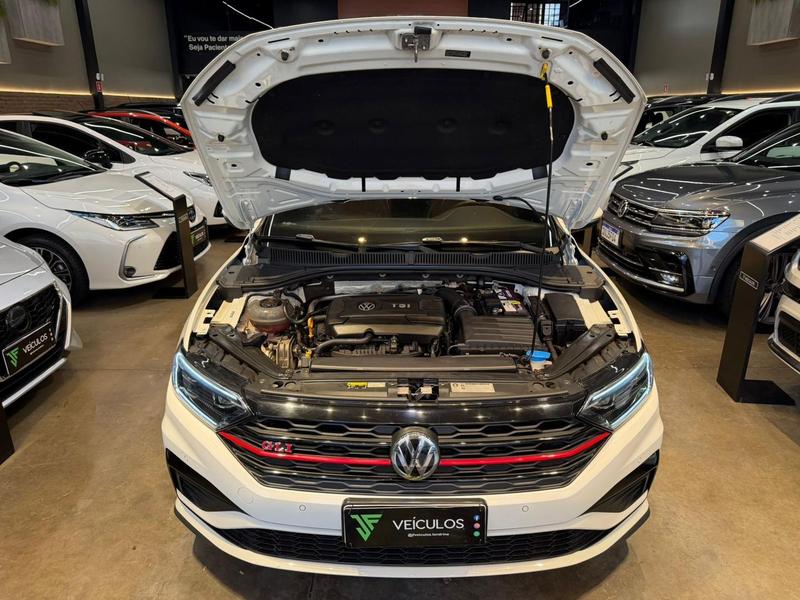 Volkswagen Jetta GLi Ag - foto 20