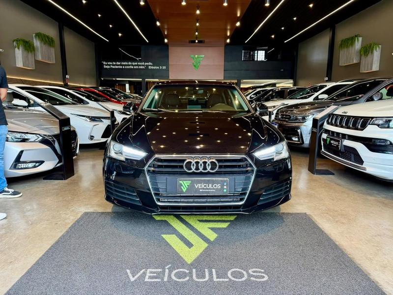 Audi A4 2.0 TFSI - foto 2
