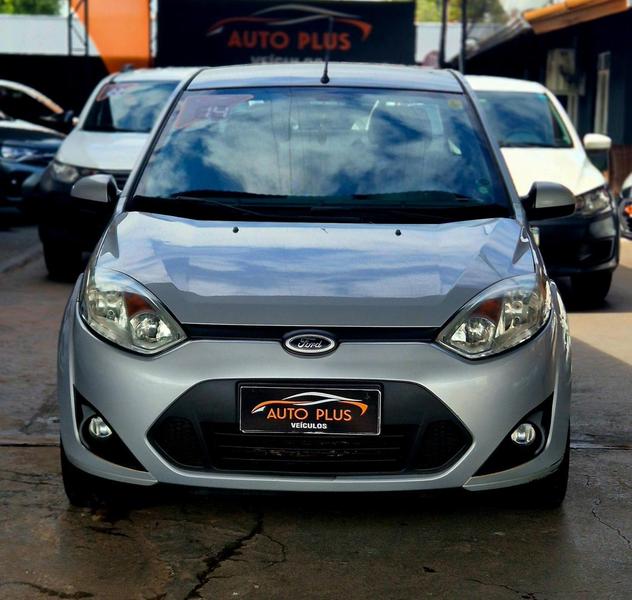 Ford Fiesta Sedan 2014 à venda