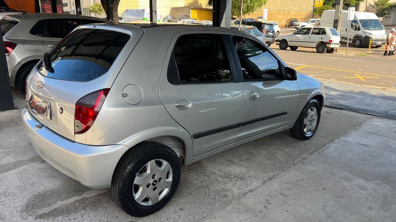 Chevrolet Celta 10l LT - foto 4
