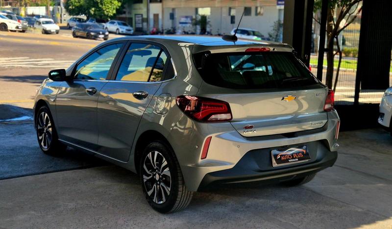 Chevrolet Onix 10tat - foto 4