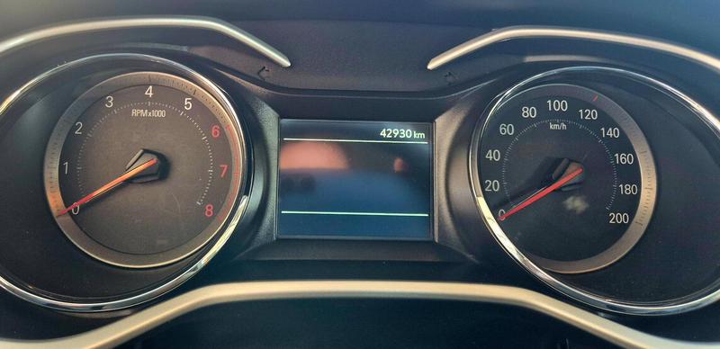 Chevrolet Onix 10tat - foto 8