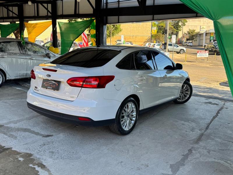Ford Focus Se At 20sc - foto 6