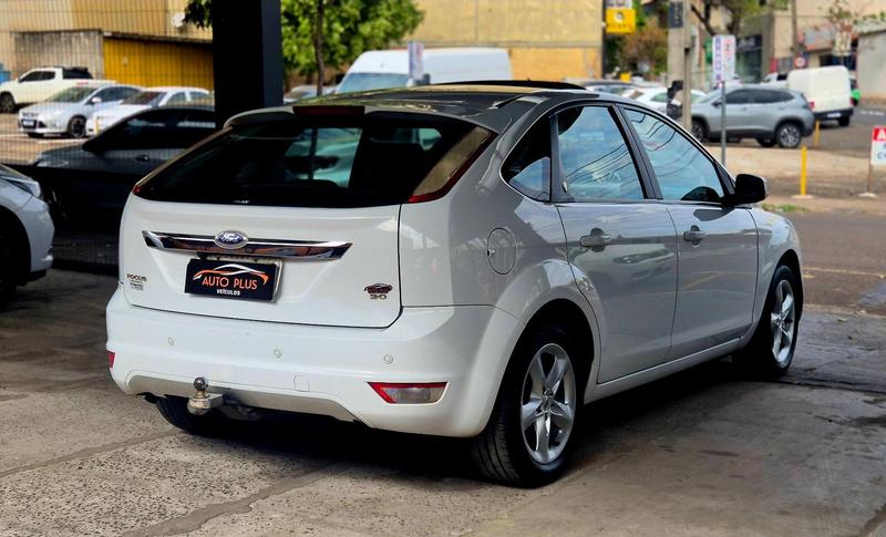 Ford Focus Sedan 1.6 1.6 Flex 8V 16V 4P Mec. - foto 6