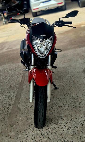 Honda Cb 2011 à venda
