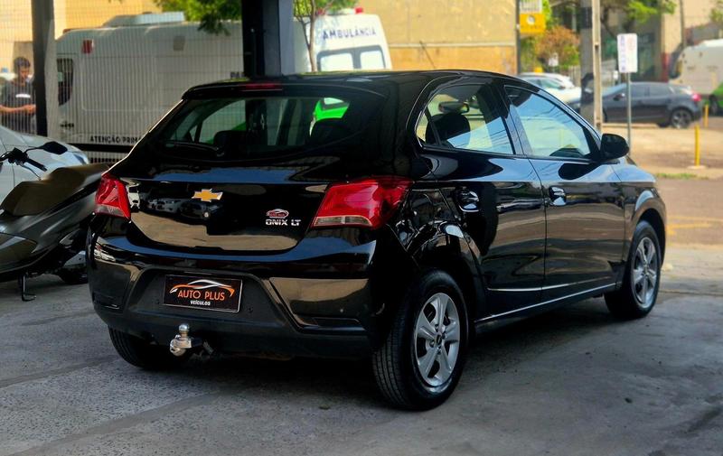 Chevrolet Onix 1.0mt LT - foto 6
