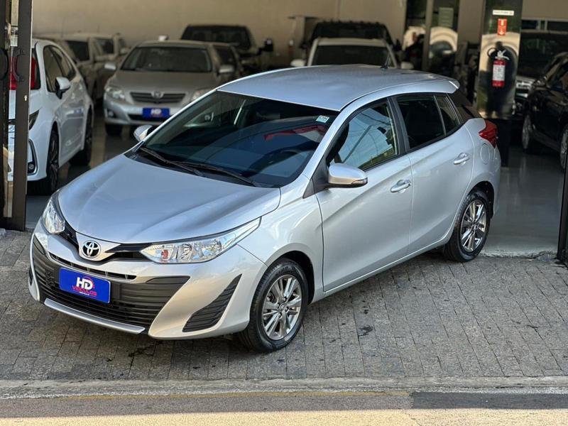Toyota Yaris 2021 à venda