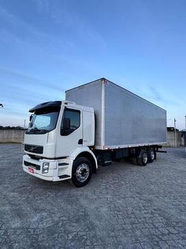 VOLVO VM 260 6X2R