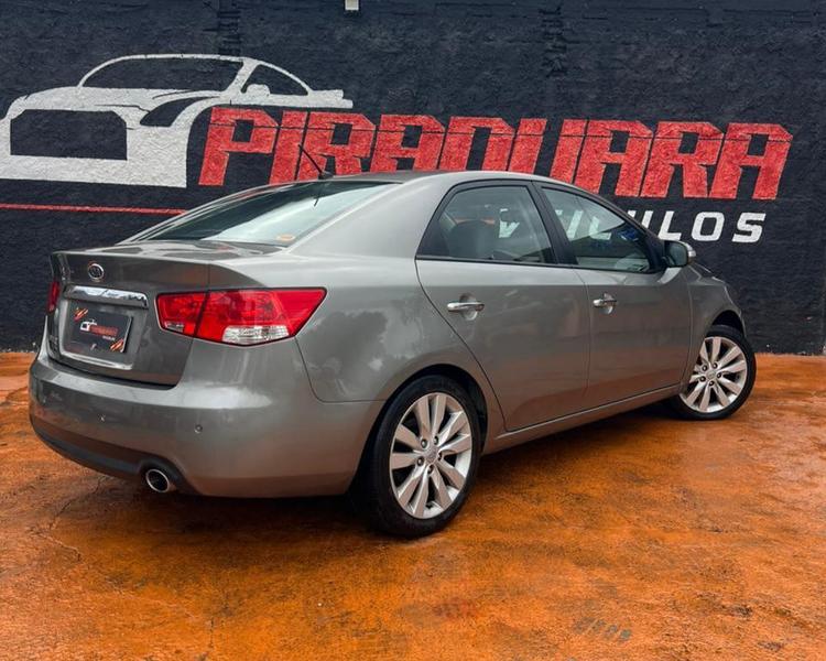 Kia Cerato Sx2 16l - foto 4