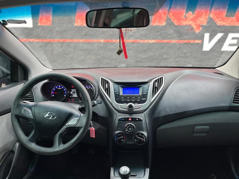 Hyundai HB20S 1.0 M Comfort - foto 8