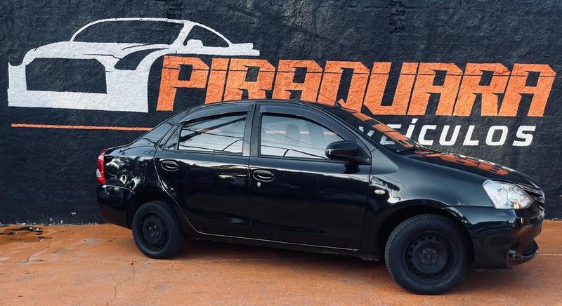 Toyota Etios 2016 à venda