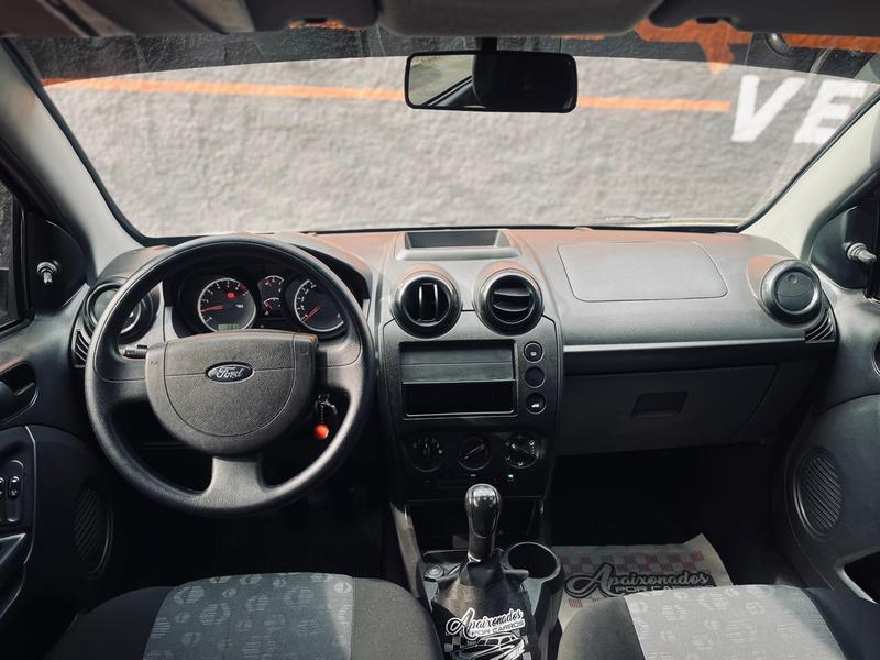 Ford Fiesta 1.6 Flex - foto 7